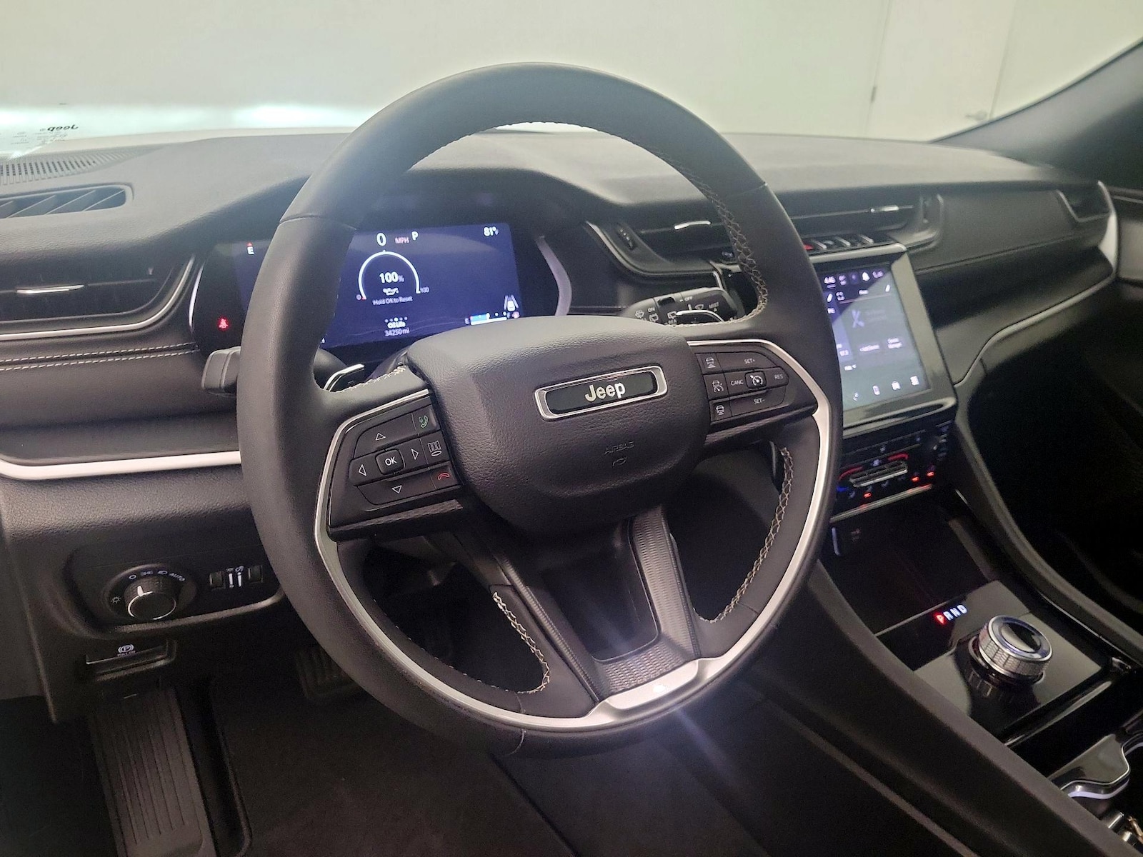 2023 Jeep Grand Cherokee L Altitude - Photo 8