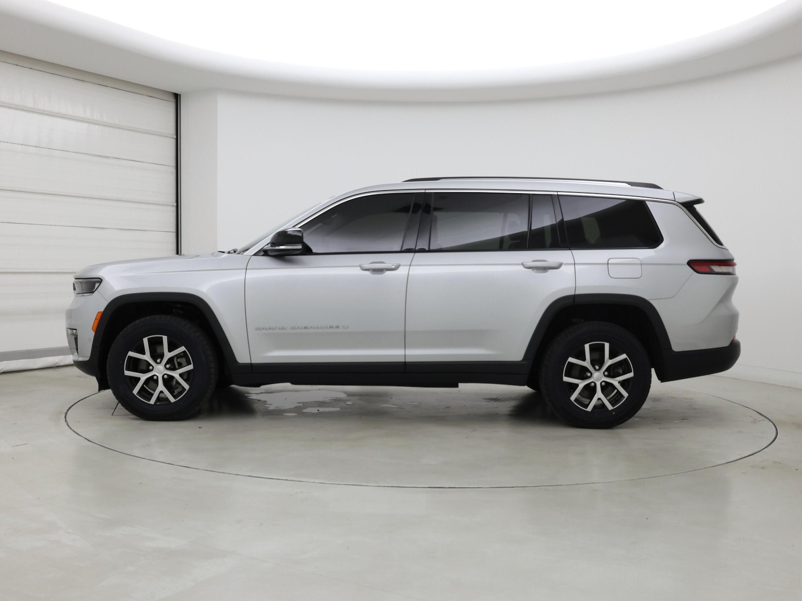 2023 Jeep Grand Cherokee L Limited - Photo 4
