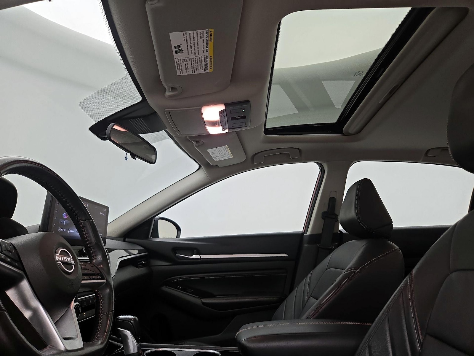 Sunroof(s) & Overhead Airbags