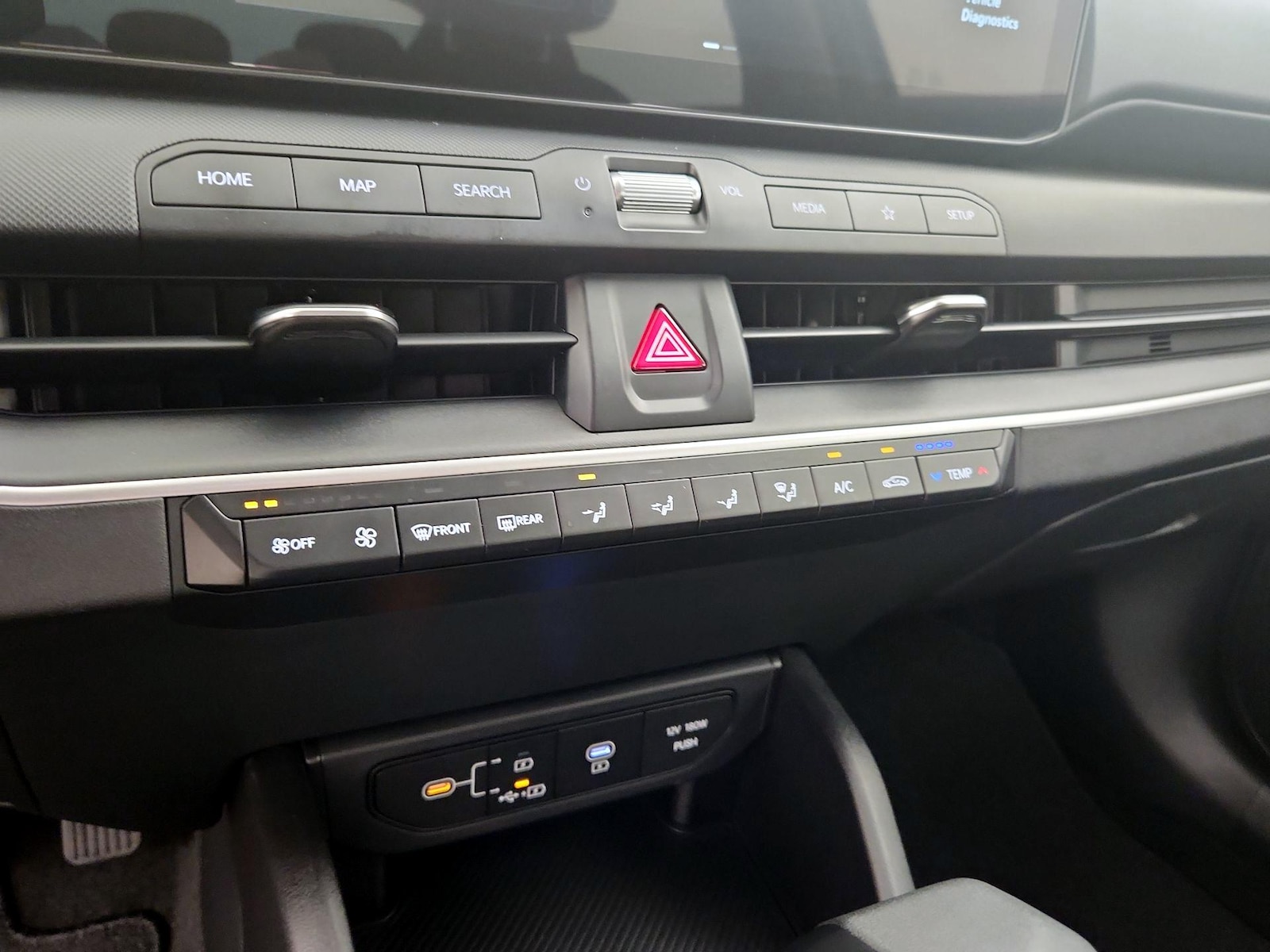 2026 Kia K4 LXS - Photo 17