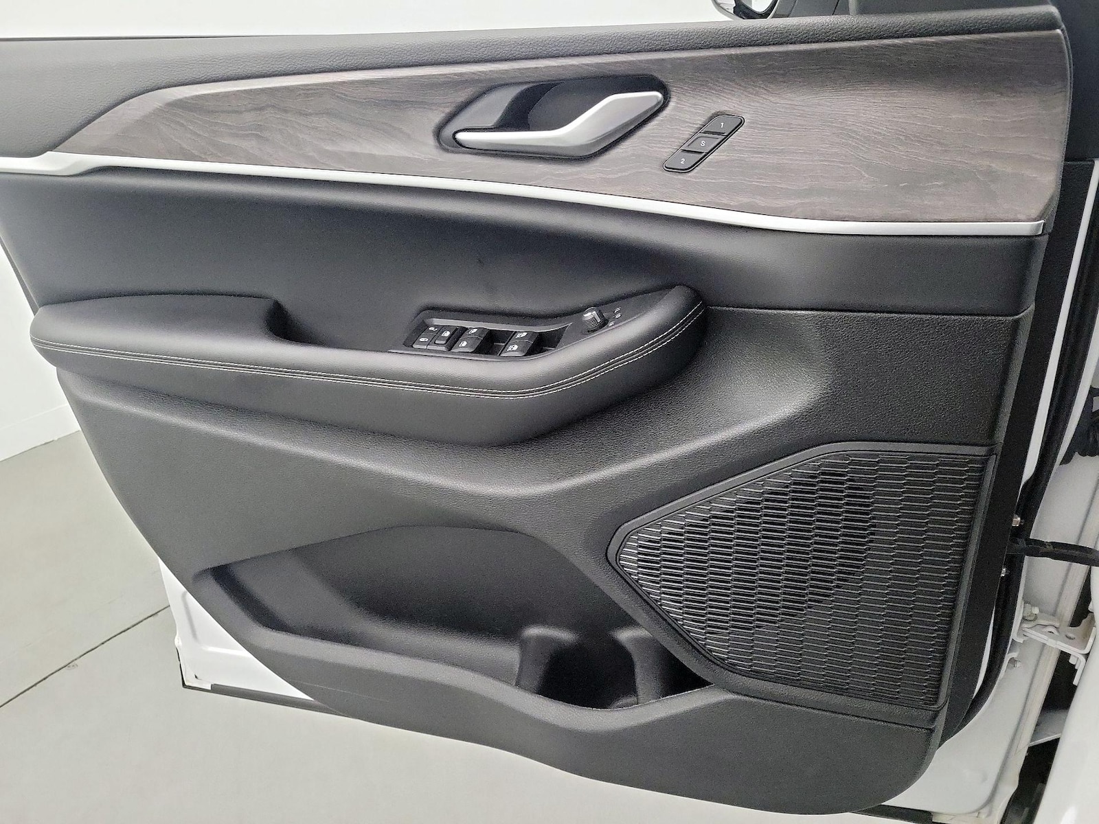 2023 Jeep Grand Cherokee Limited - Photo 13
