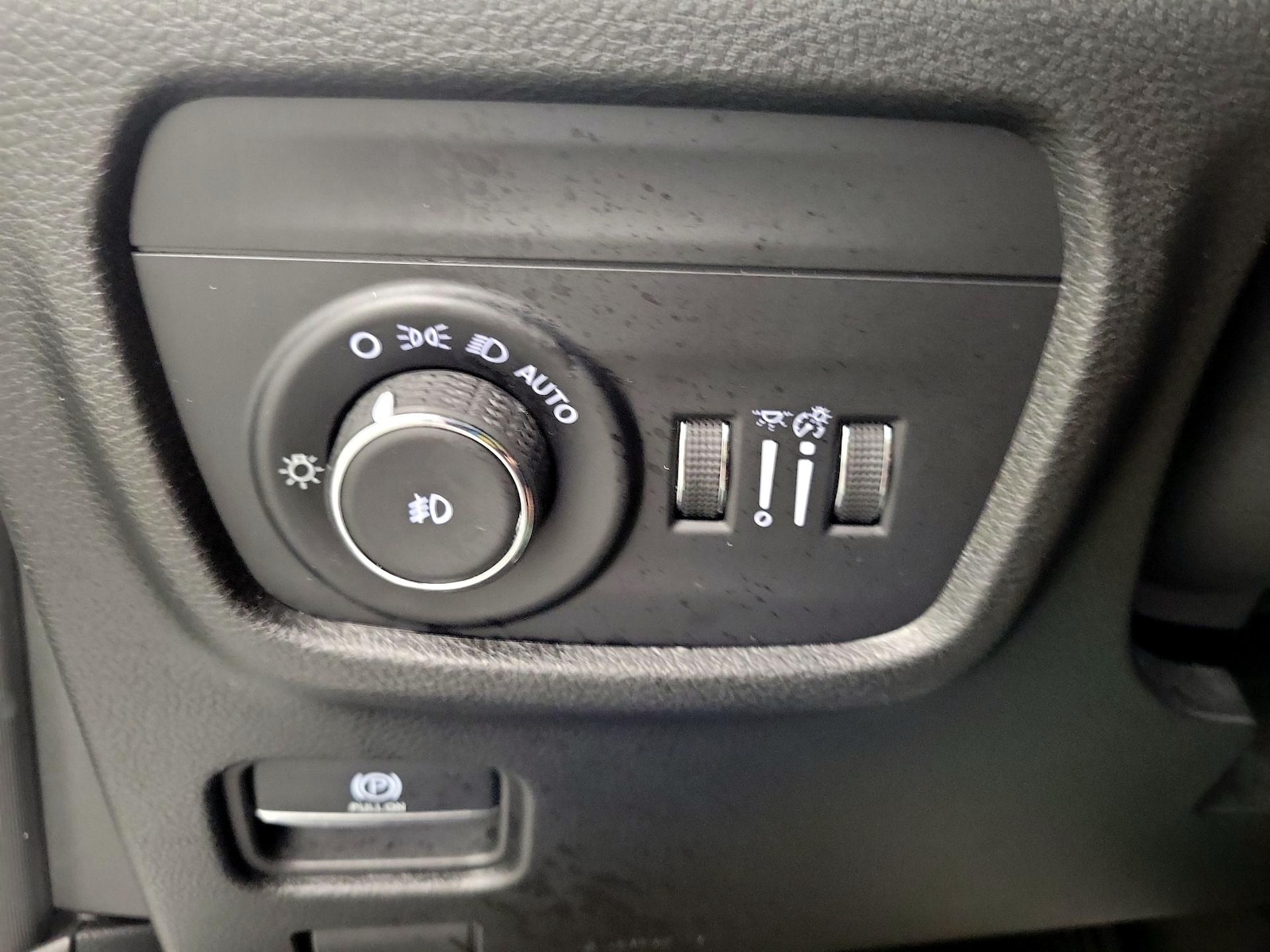 2023 Jeep Grand Cherokee Limited - Photo 14