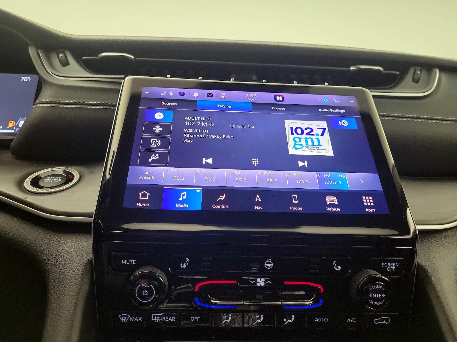 2023 Jeep Grand Cherokee Limited - Photo 17