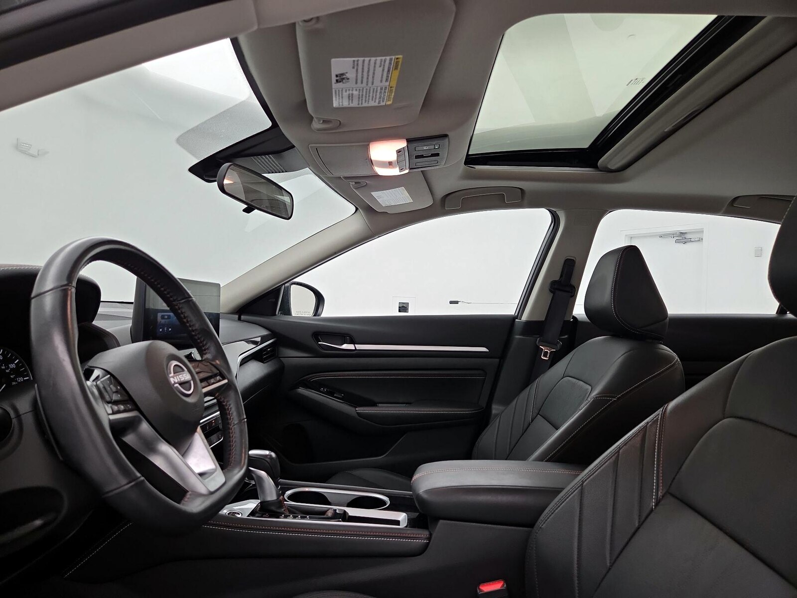 Sunroof(s) & Overhead Airbags