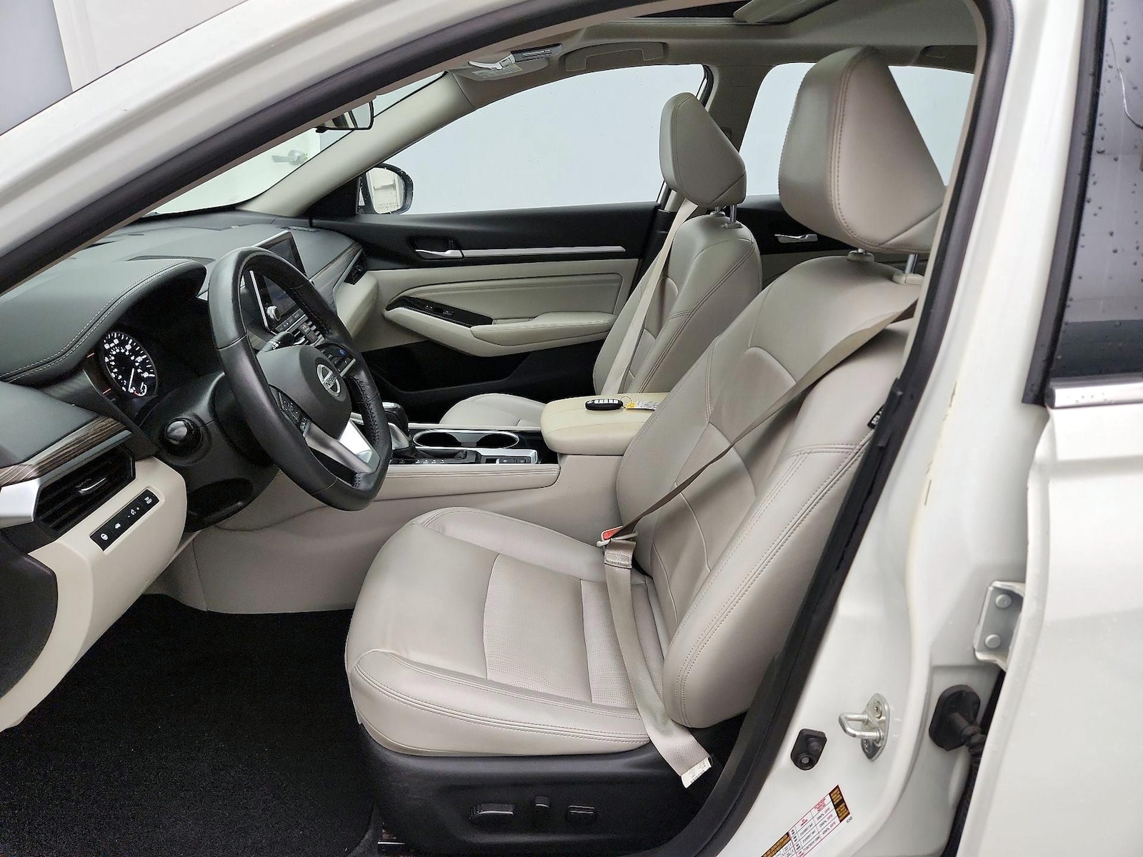 2022 Nissan Altima SL - Photo 12