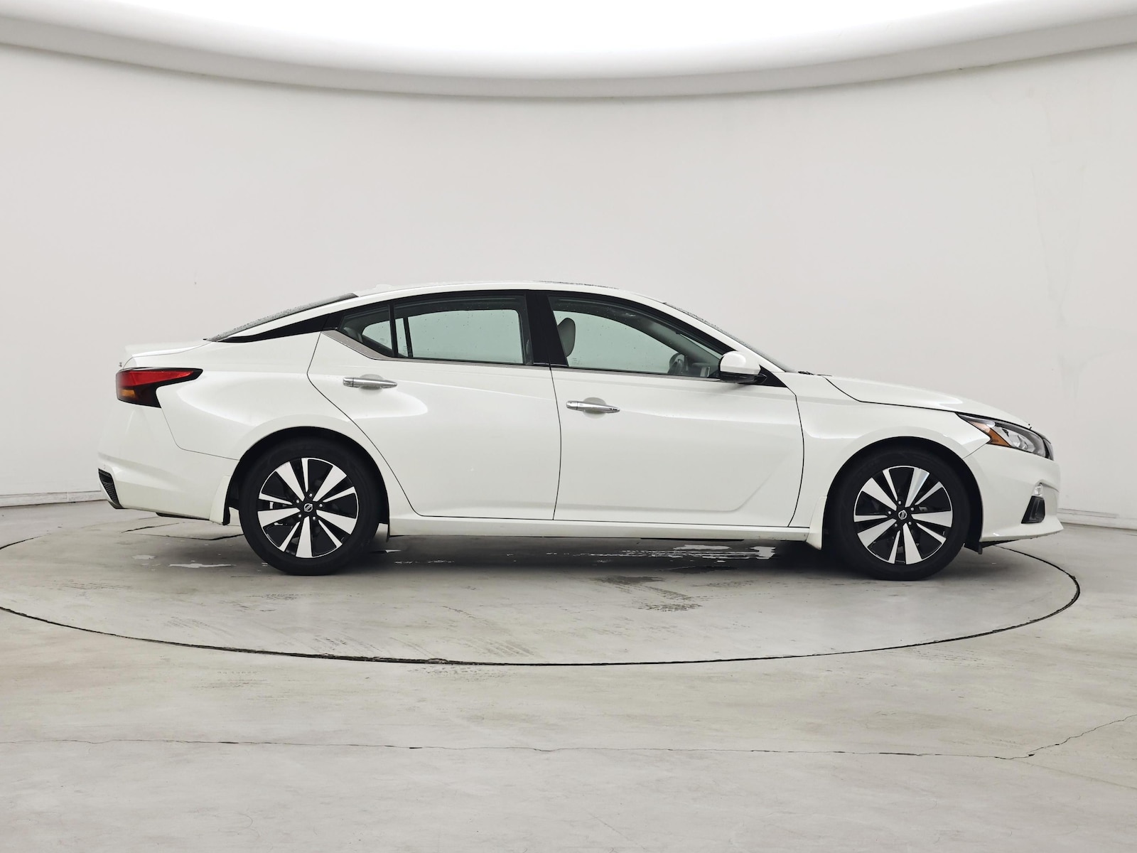 2022 Nissan Altima SL - Photo 8