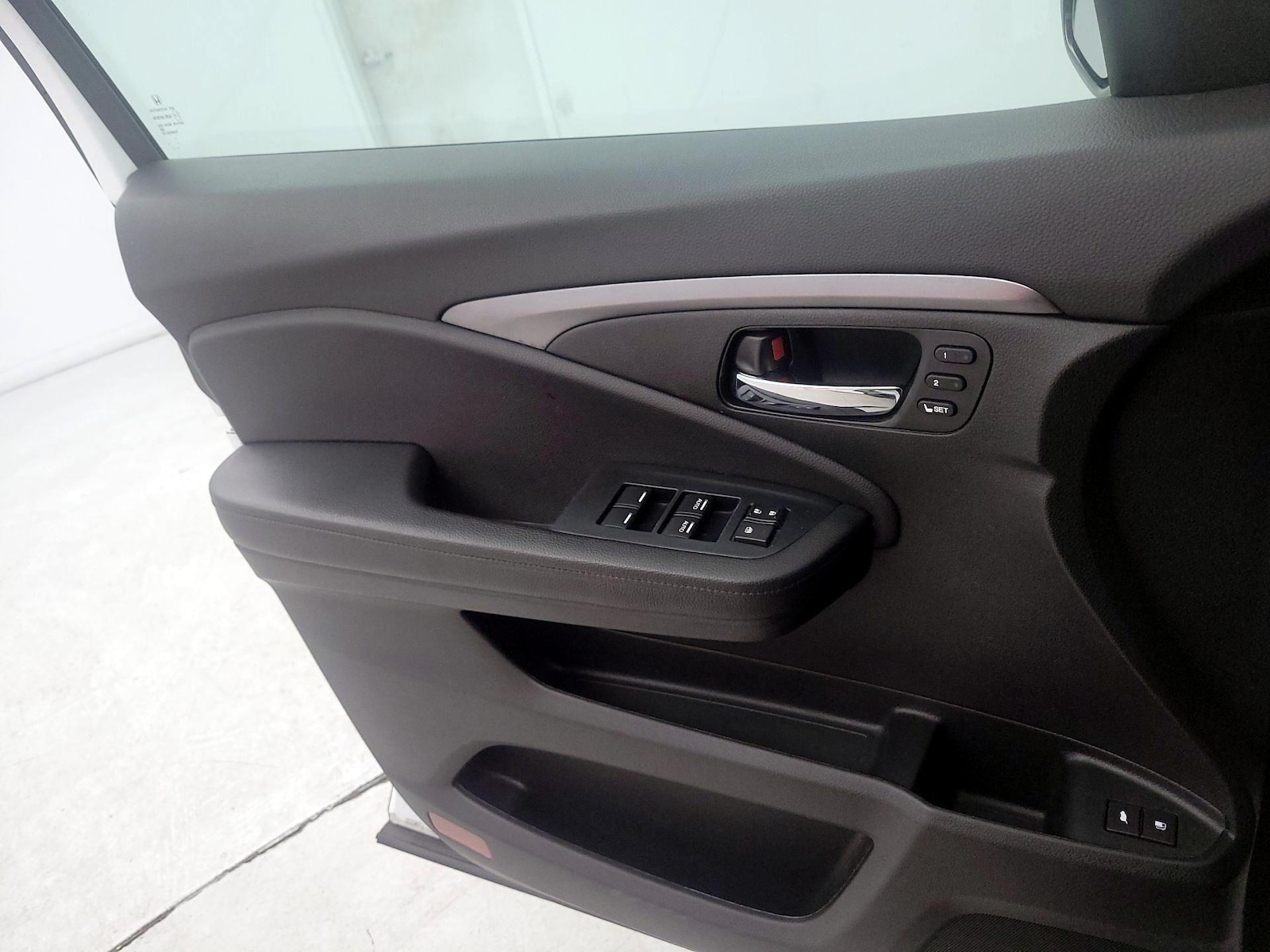 2022 Honda Pilot SE - Photo 13