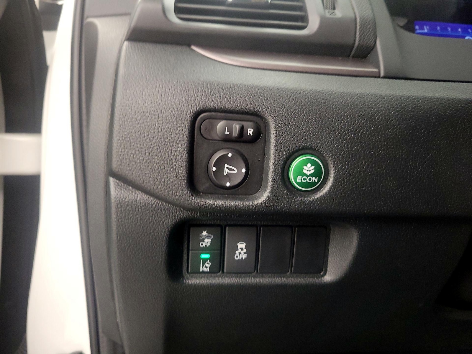 2022 Honda Pilot SE - Photo 14