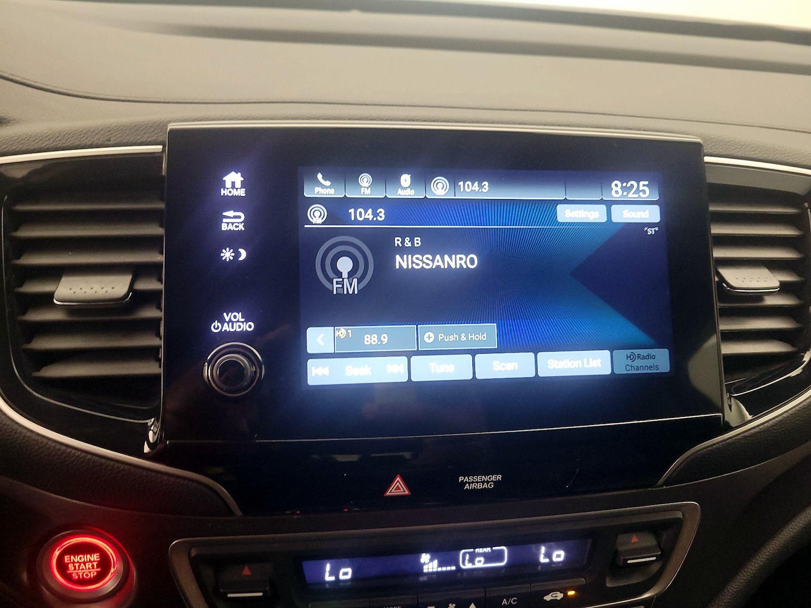 2022 Honda Pilot SE - Photo 16