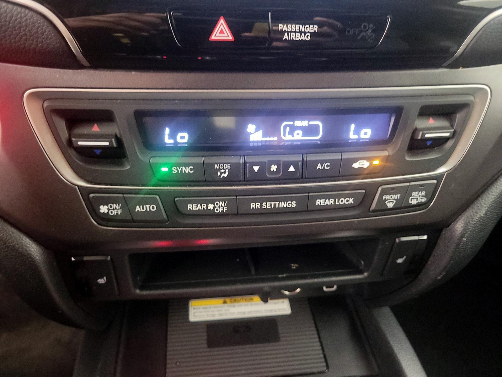 2022 Honda Pilot SE - Photo 17