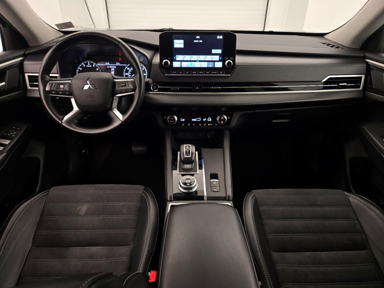 2024 Mitsubishi Outlander SE Black Edition - Photo 10