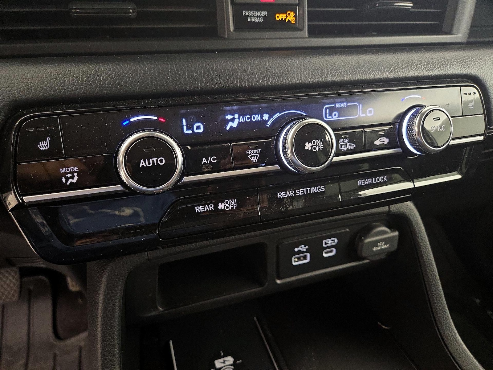 2025 Honda Pilot EX-L - Photo 17