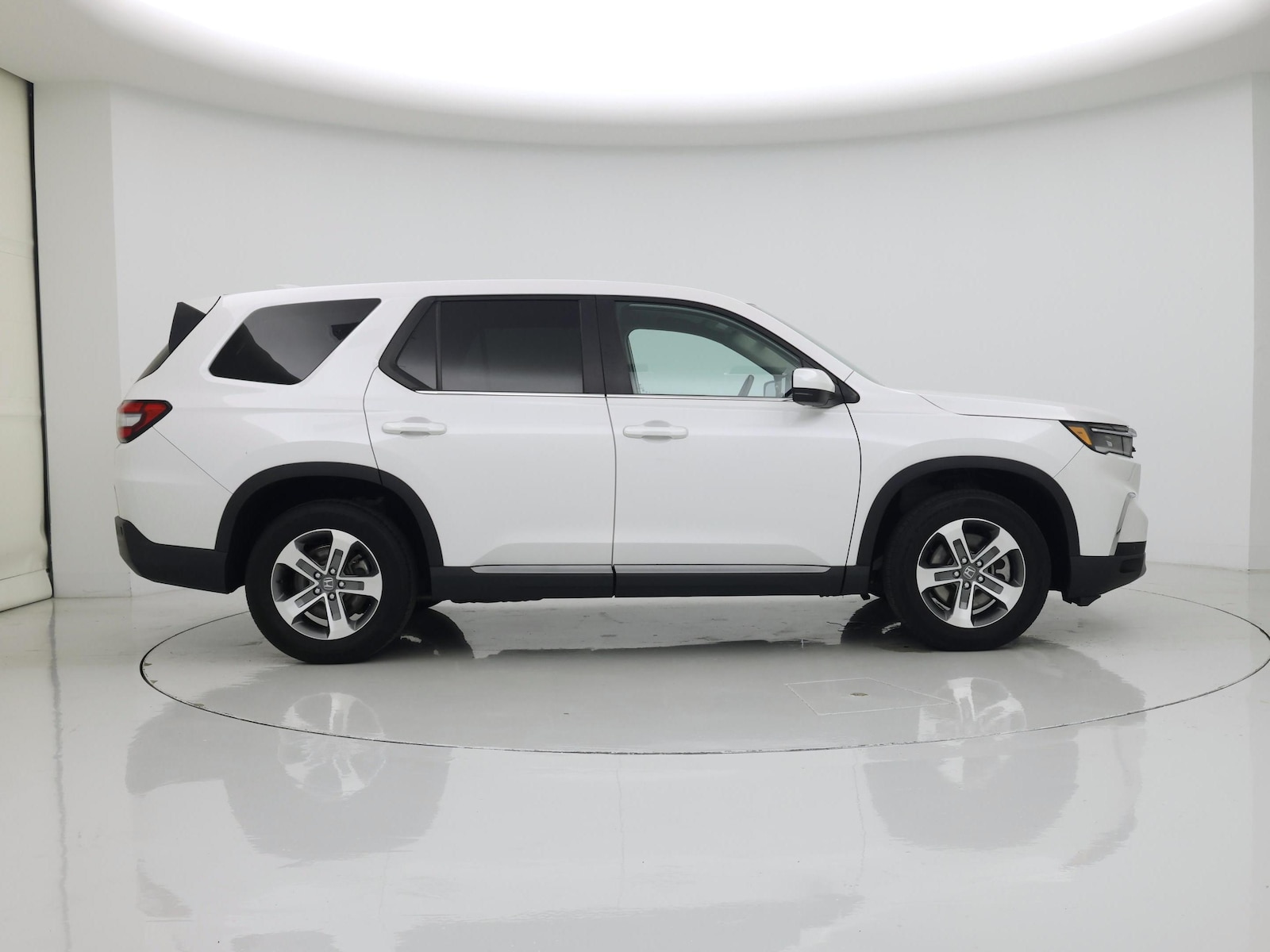 2025 Honda Pilot EX-L - Photo 8
