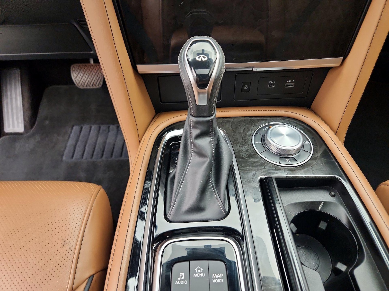 2023 INFINITI QX80 Sensory 4WD - Photo 19