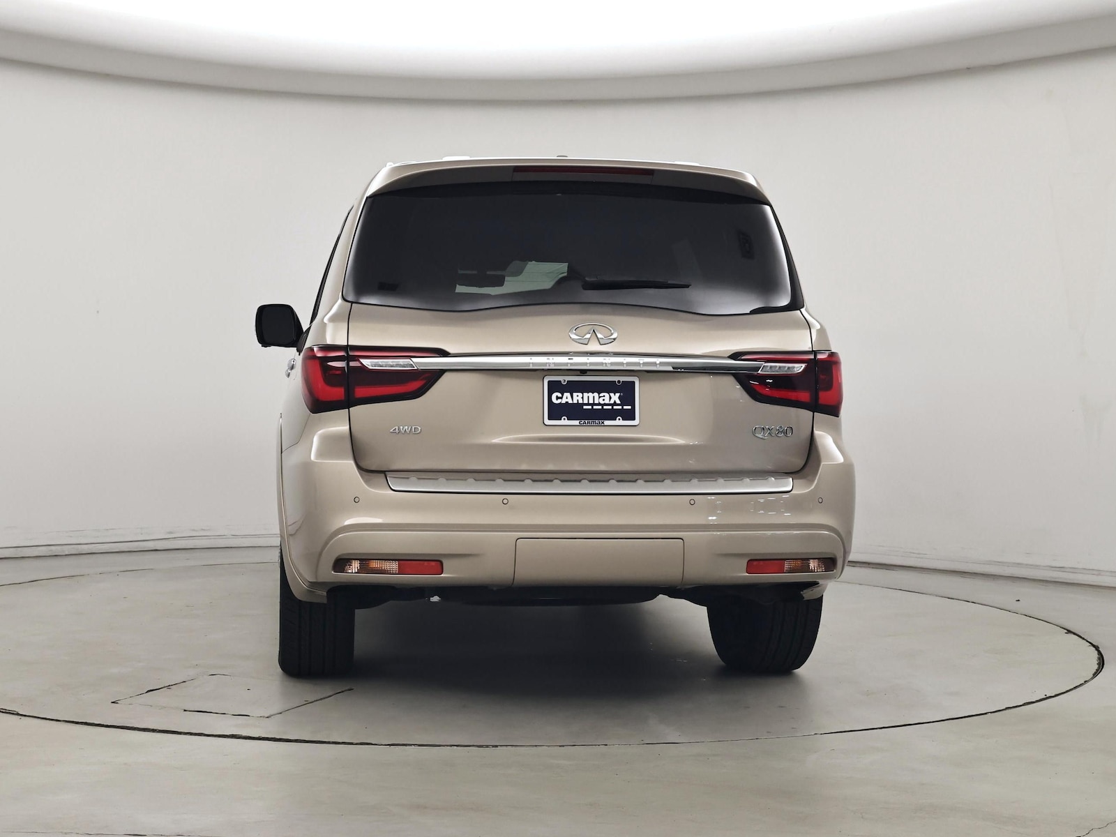 2023 INFINITI QX80 Sensory 4WD - Photo 7