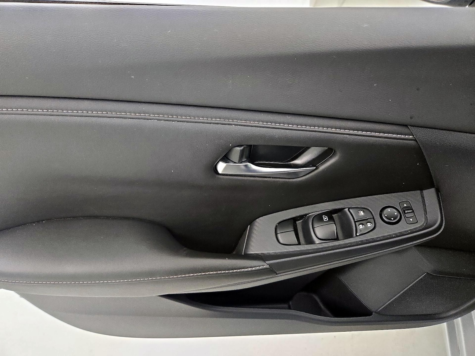 2022 Nissan Sentra SV - Photo 13