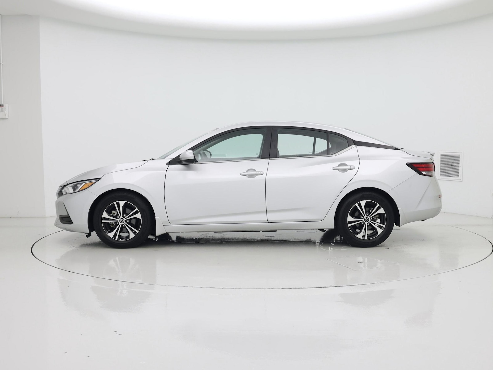 2022 Nissan Sentra SV - Photo 4