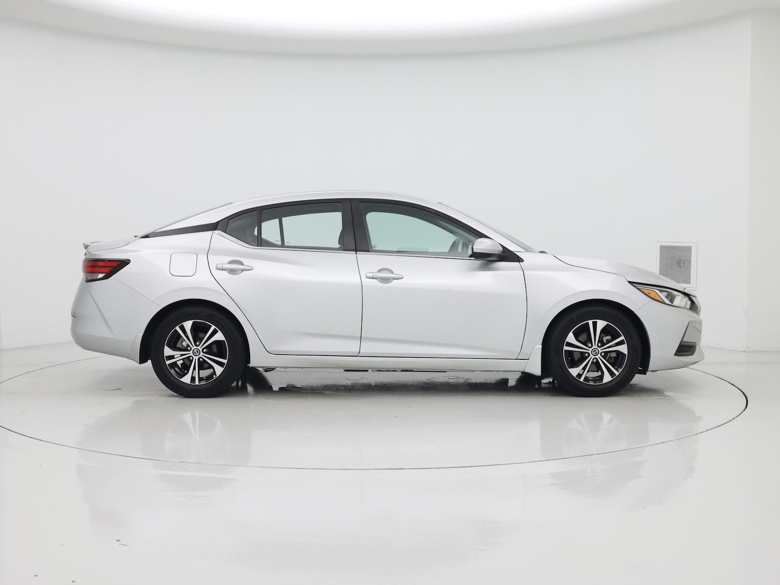 2022 Nissan Sentra SV - Photo 8
