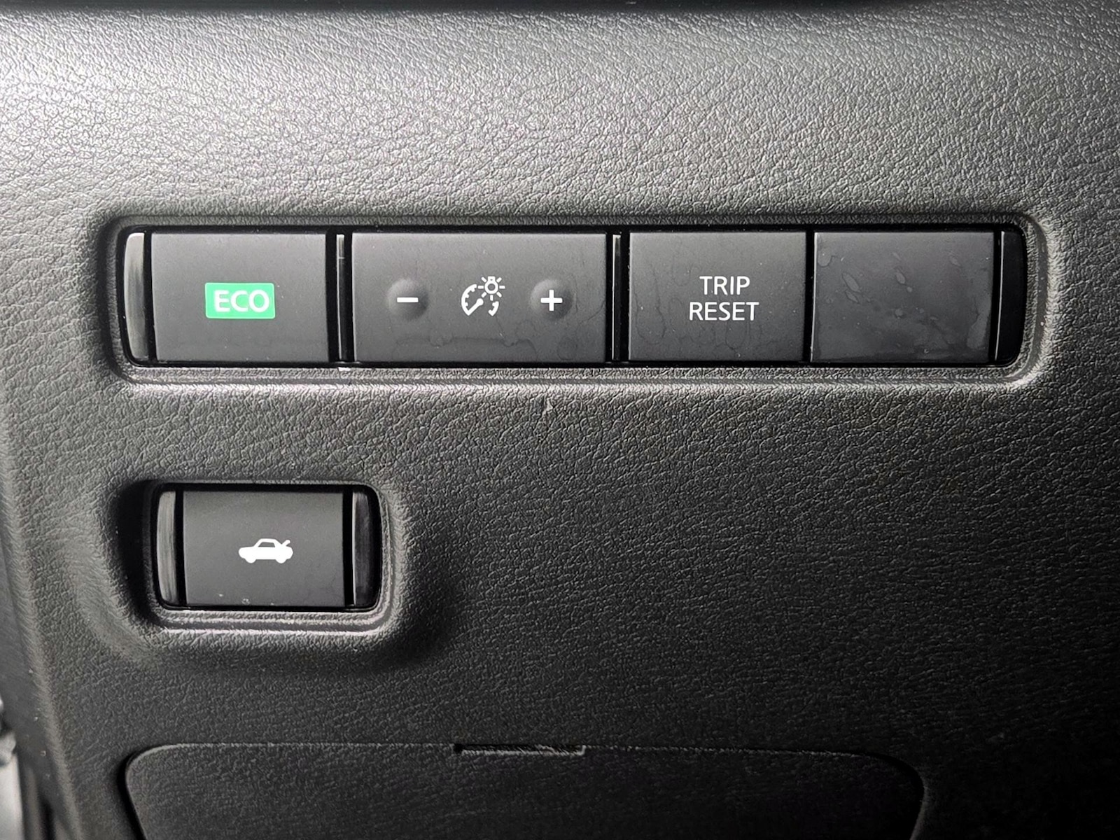 2020 Nissan Sentra SR - Photo 14