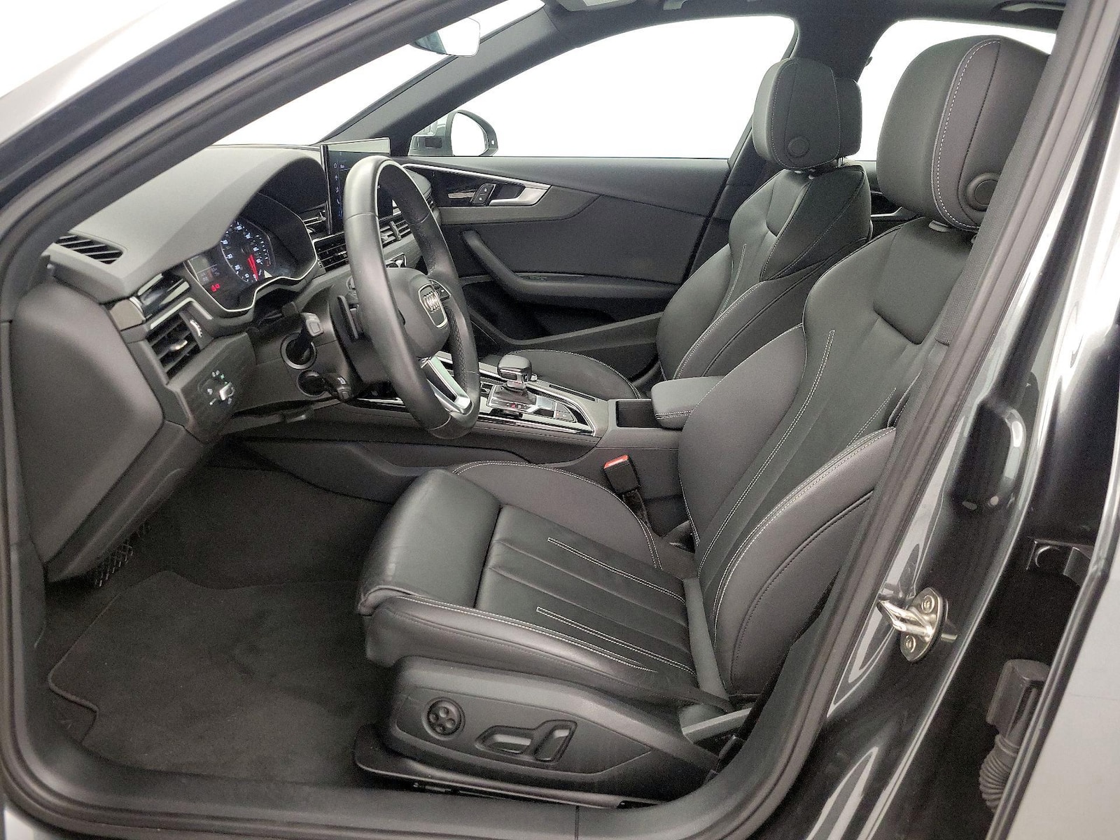 2024 Audi A4 Premium - Photo 12