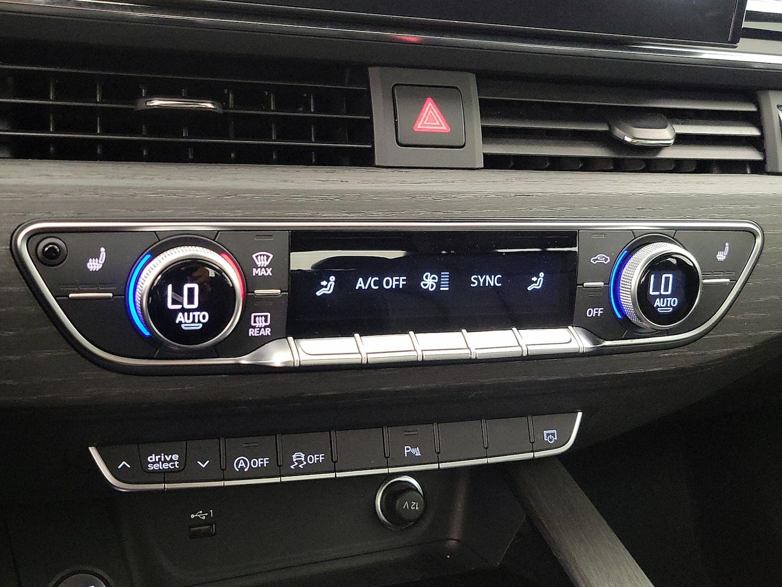 2024 Audi A4 Premium - Photo 17