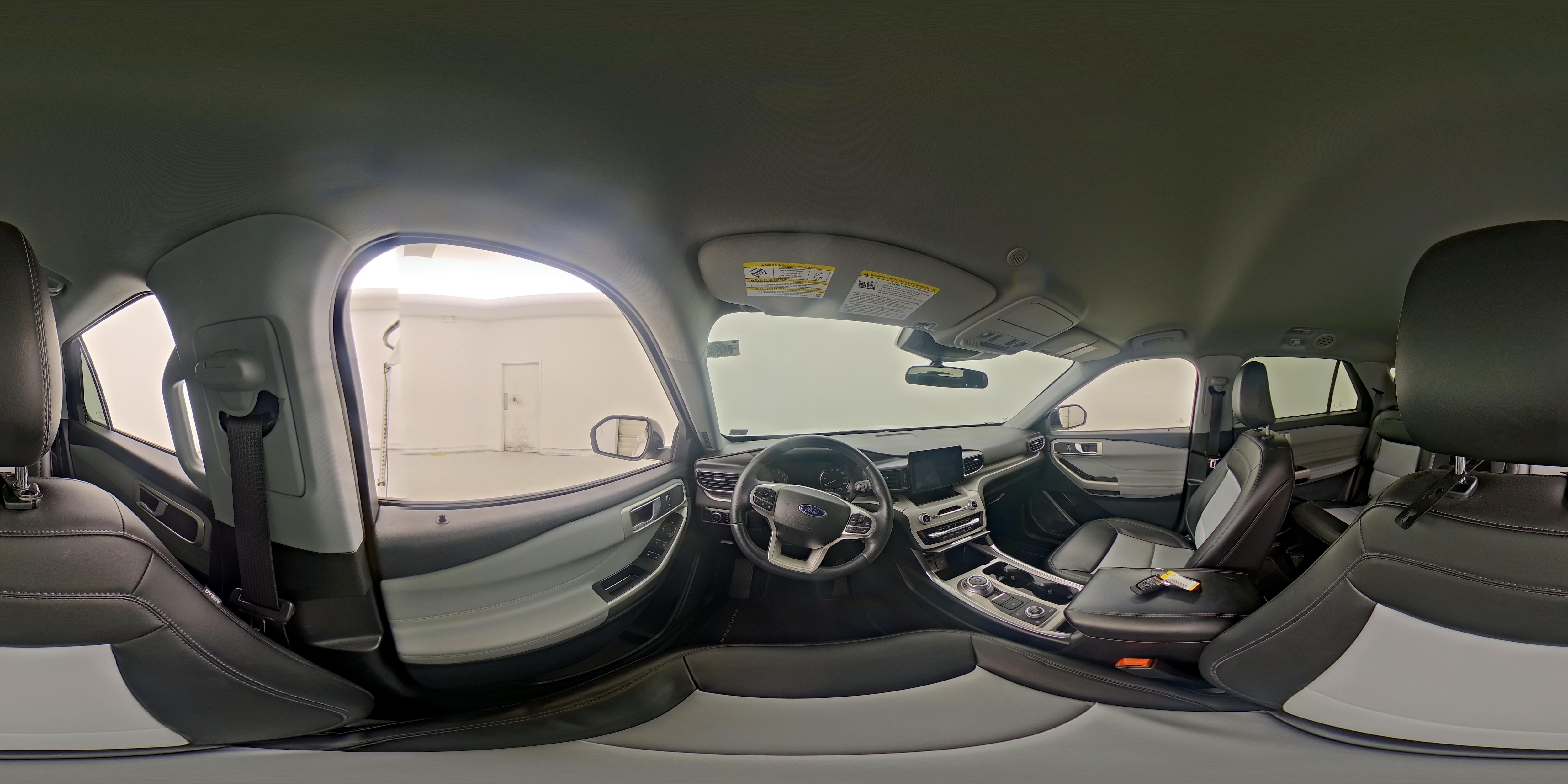 2023 Ford Explorer XLT - Photo 28