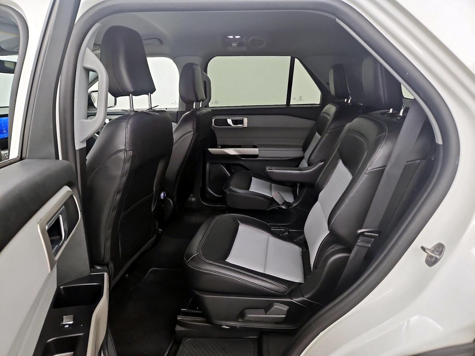 2023 Ford Explorer XLT - Photo 20