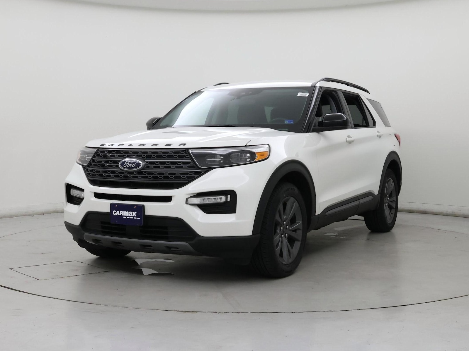 2023 Ford Explorer XLT - Photo 5