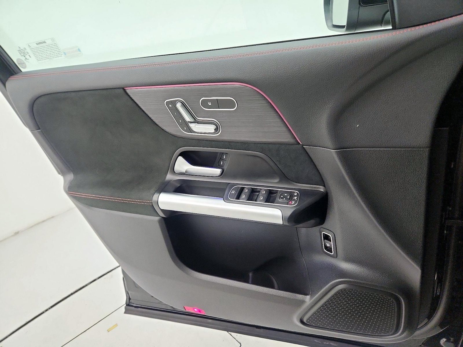 2023 Mercedes-Benz GLA Base - Photo 13