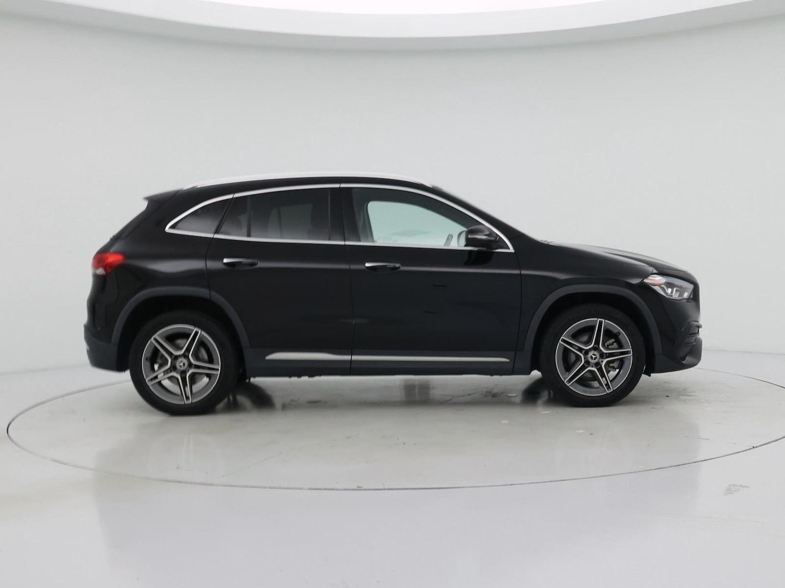 2023 Mercedes-Benz GLA Base - Photo 8