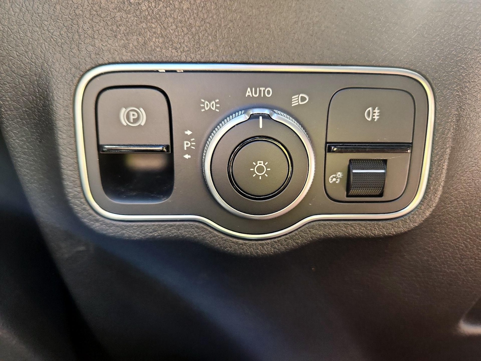 2023 Mercedes-Benz GLB Base - Photo 14