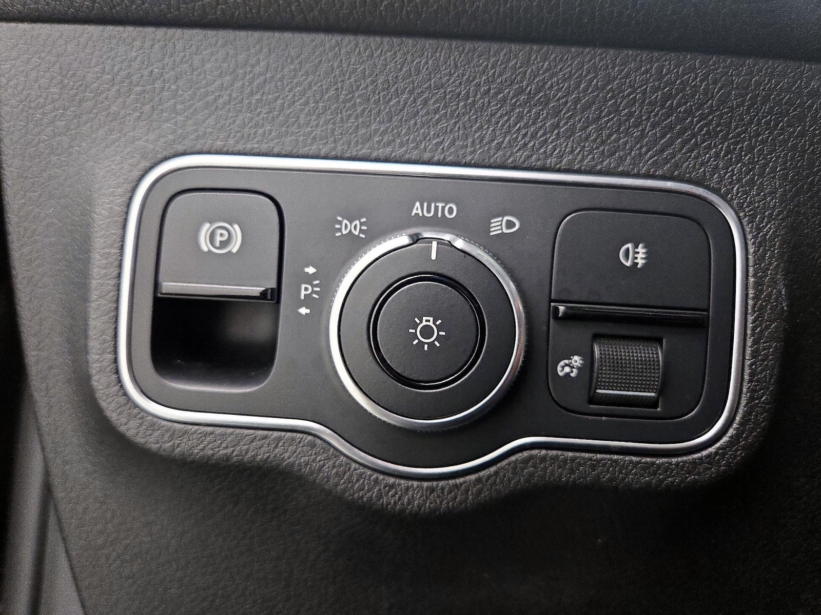 2023 Mercedes-Benz GLB Base - Photo 14