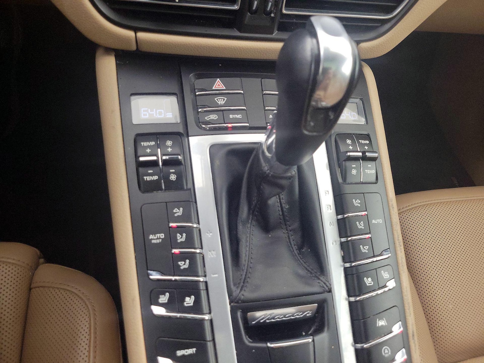 2020 Porsche Macan Base - Photo 19