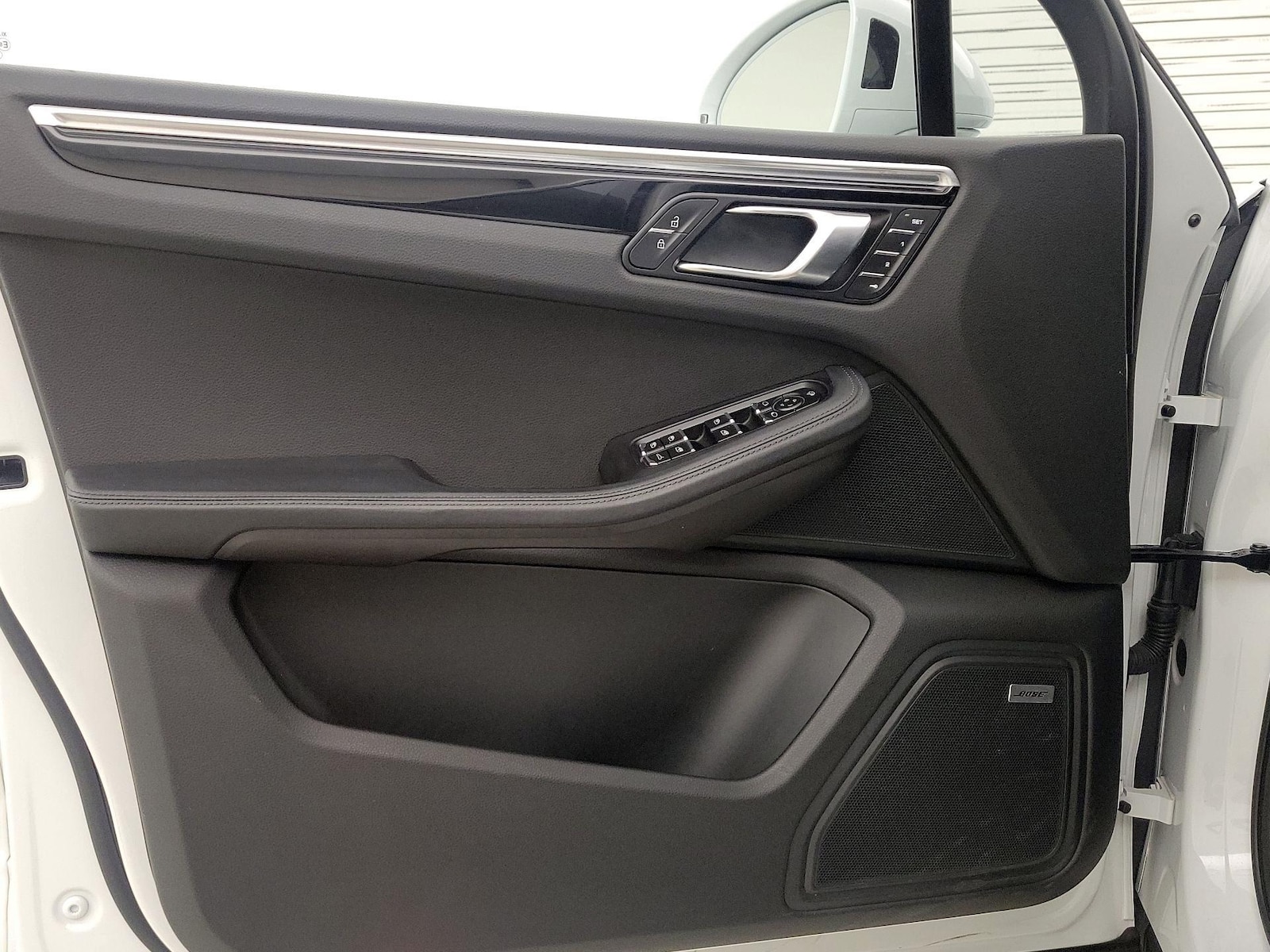 2022 Porsche Macan Base - Photo 13
