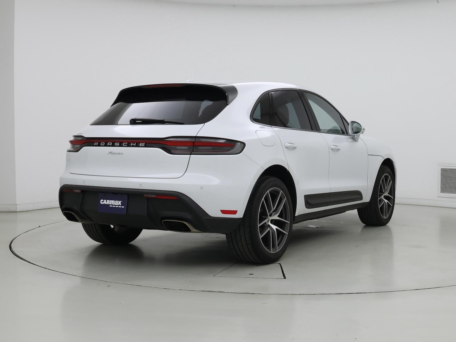 2022 Porsche Macan Base - Photo 9