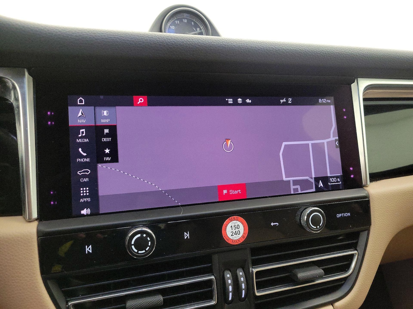 2024 Porsche Macan T - Photo 15
