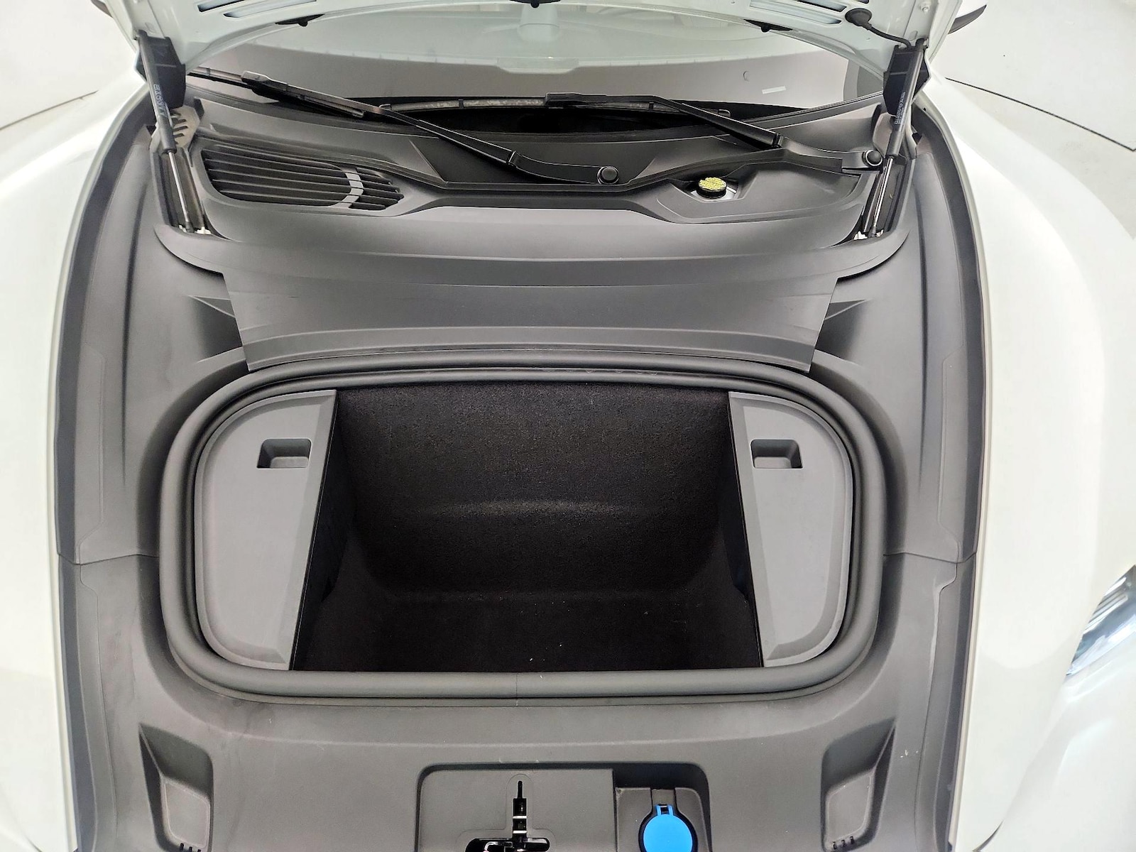 2022 Porsche Taycan Base - Photo 24