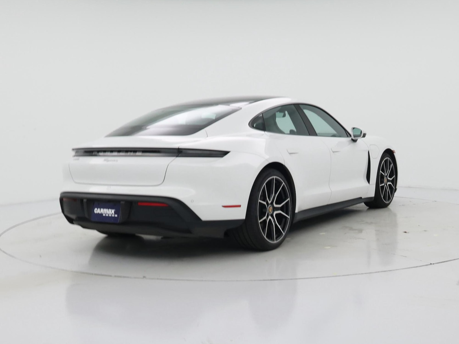 2022 Porsche Taycan Base - Photo 9