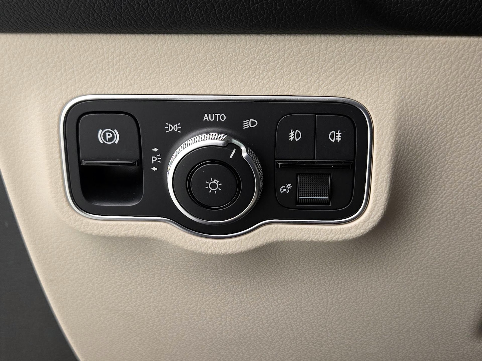 2023 Mercedes-Benz GLB Base - Photo 14