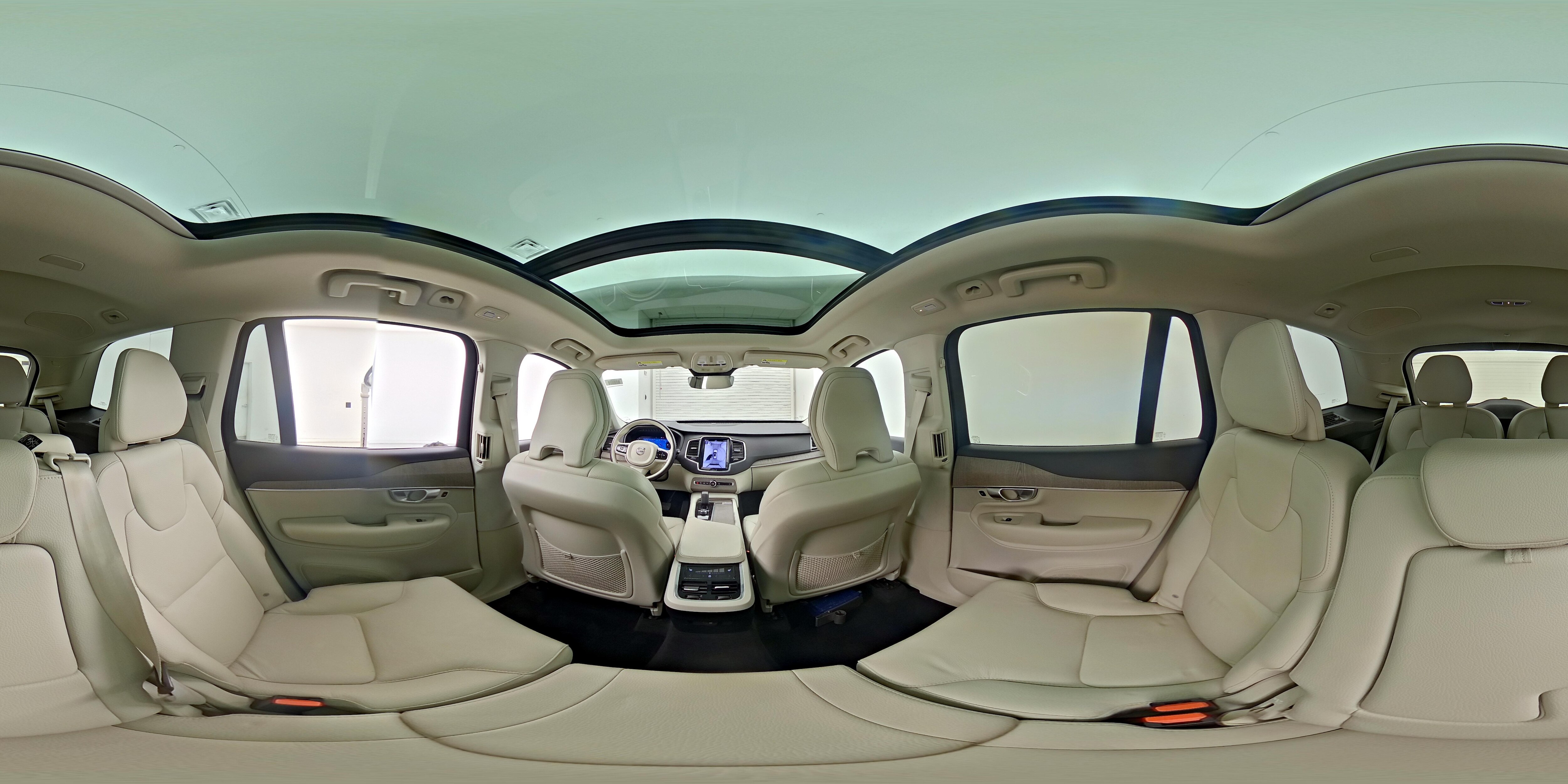 2023 Volvo XC90 Plus - Photo 29