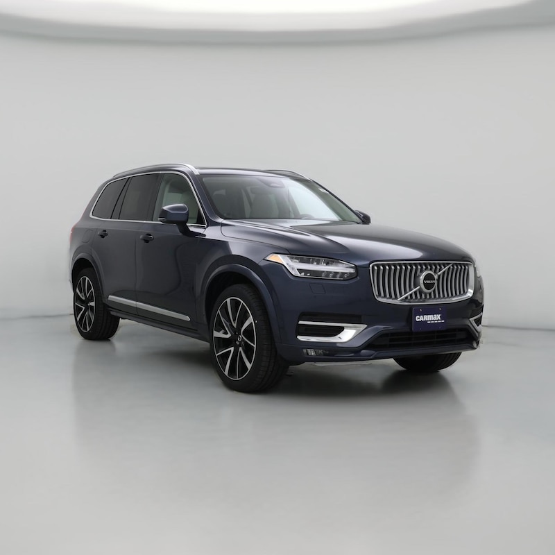 2023 Volvo XC90 B5 Plus