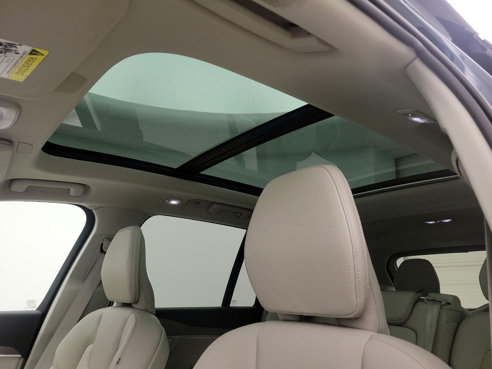 2023 Volvo XC90 Plus - Photo 21