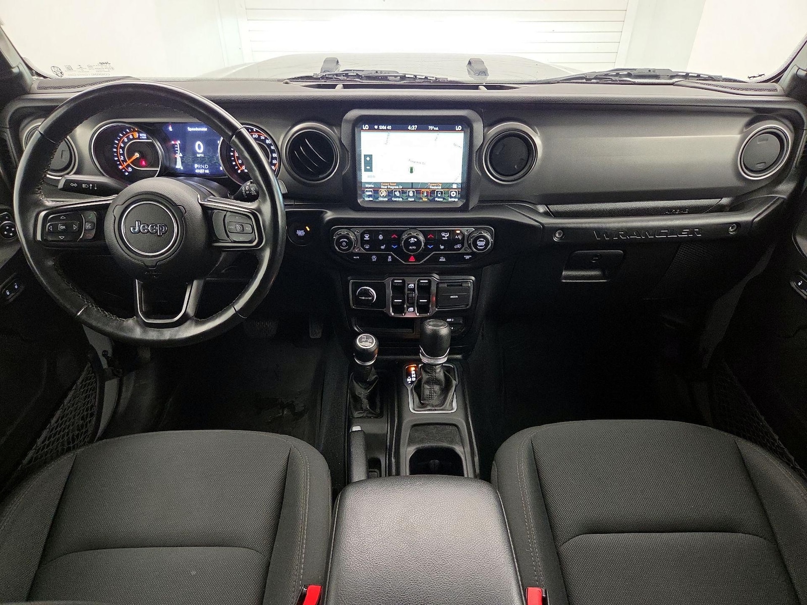 Apple CarPlay® & Android Auto™