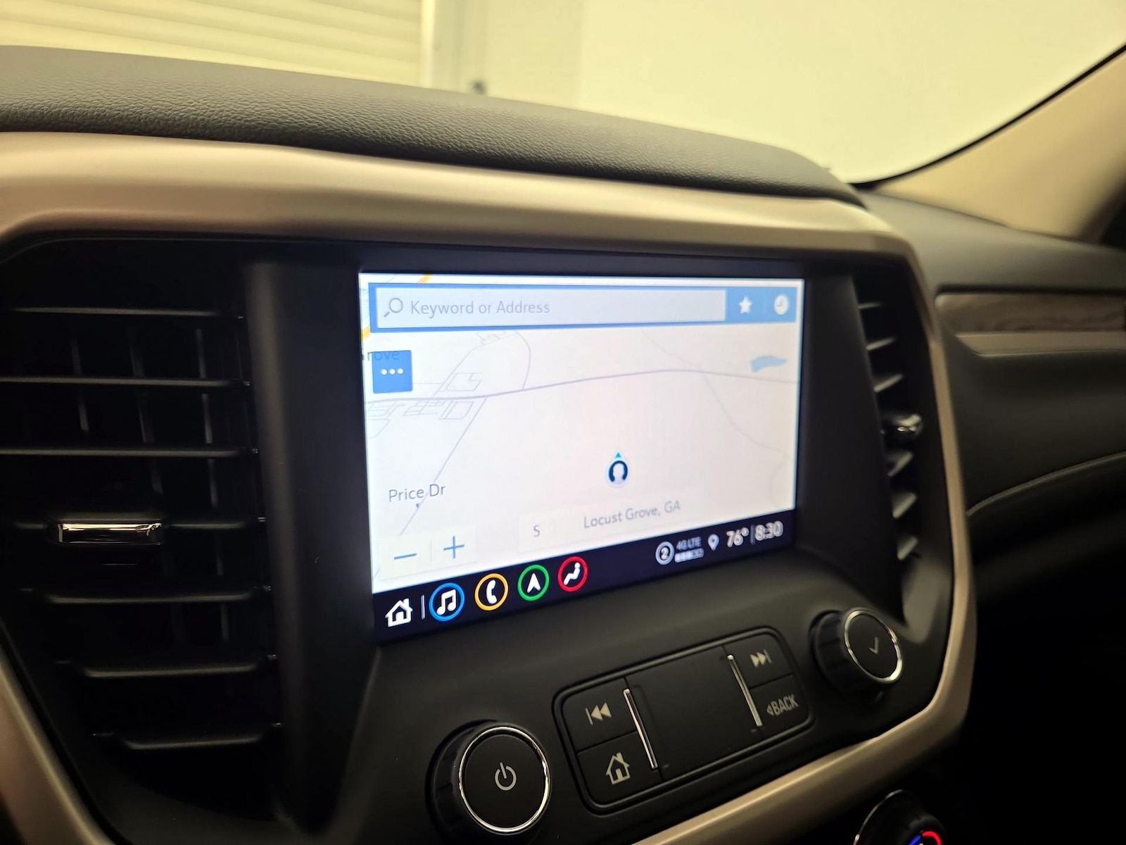 2023 GMC Acadia Denali - Photo 15
