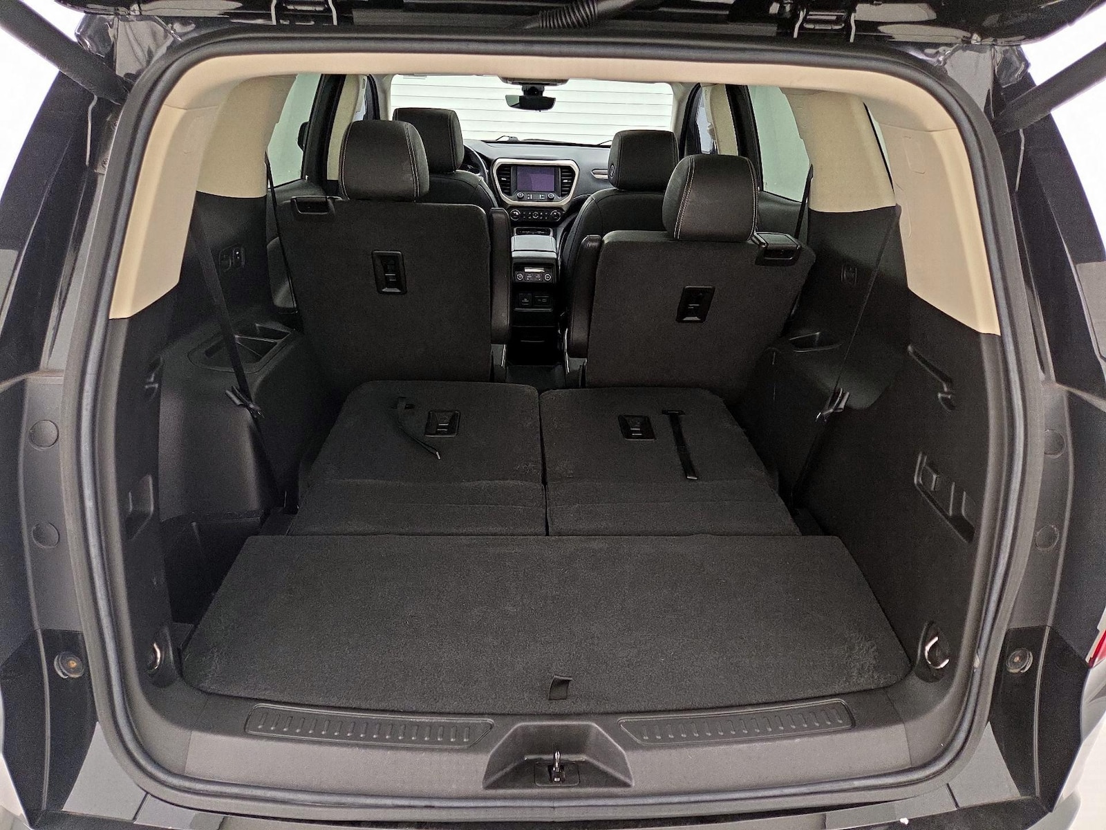2023 GMC Acadia Denali - Photo 25