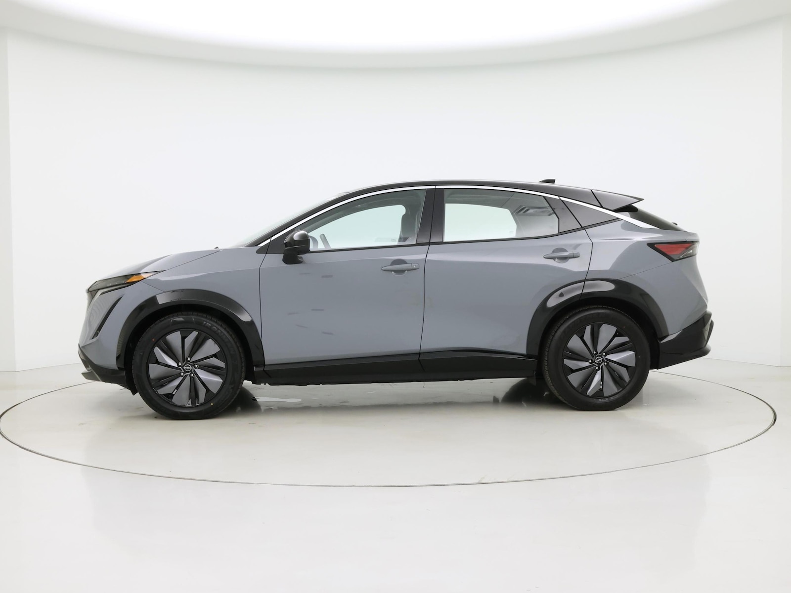 2023 Nissan Ariya Evolve+ - Photo 4