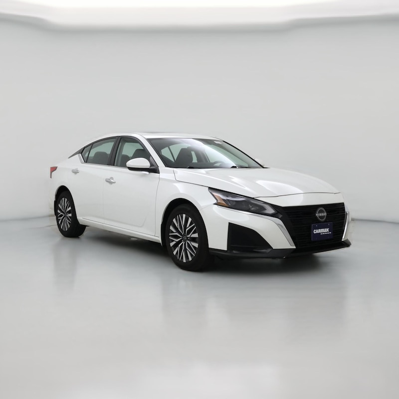 2023 Nissan Altima SV