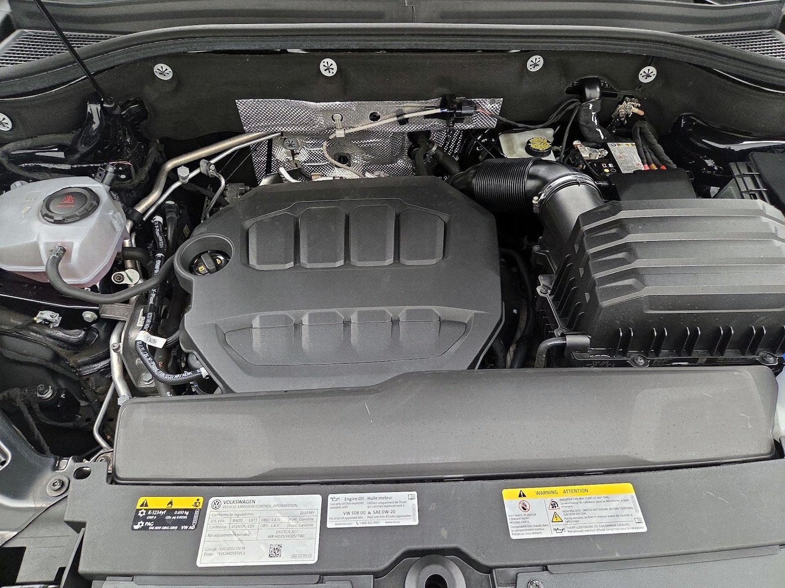 2025 Volkswagen Atlas SE w/Tech - Photo 23