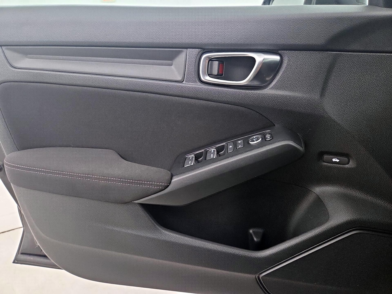 2025 Honda Civic Sport - Photo 13