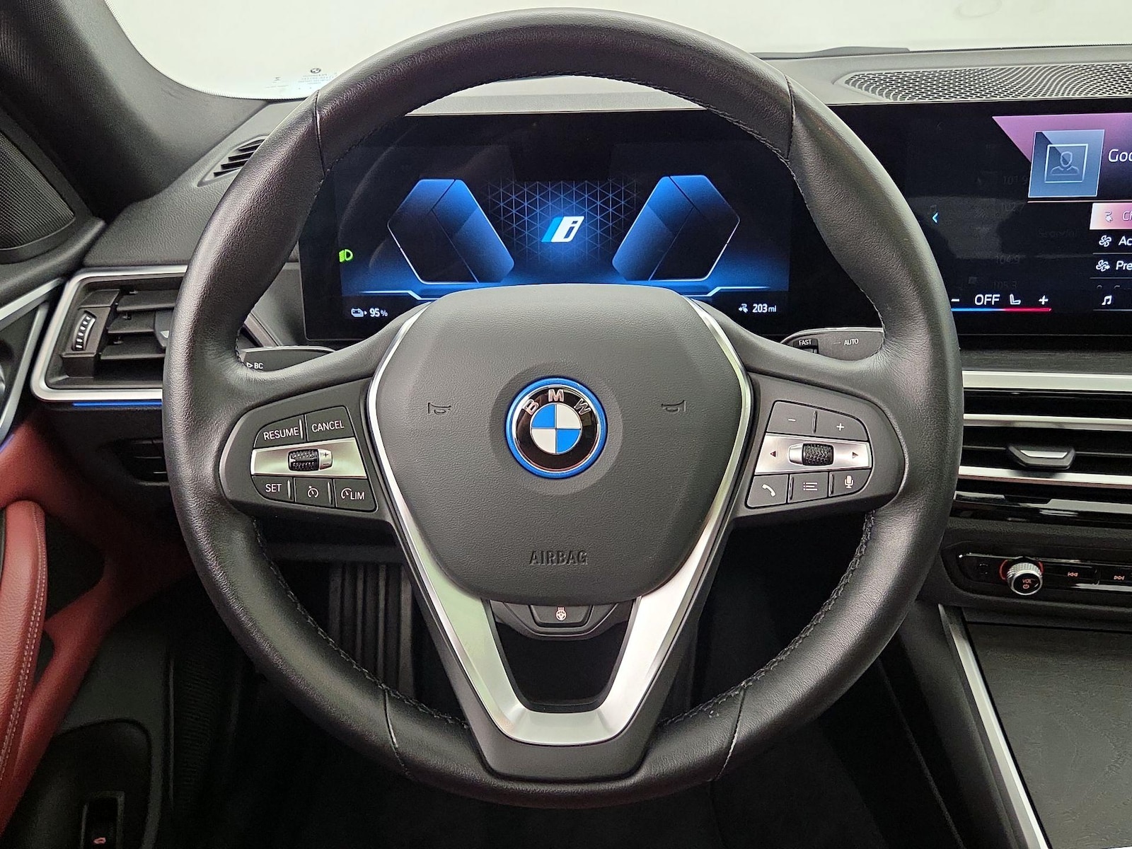 2024 BMW i4 40 - Photo 11